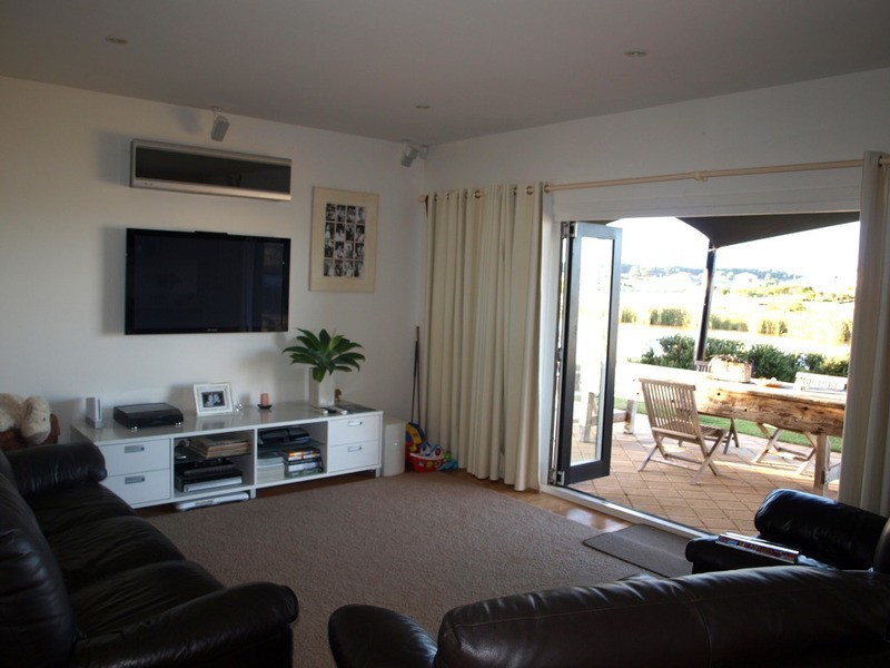 8 Arcadia Avenue, Hindmarsh Island SA 5214