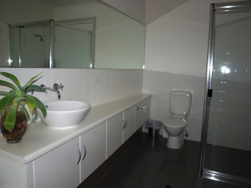 8 Arcadia Avenue, Hindmarsh Island SA 5214