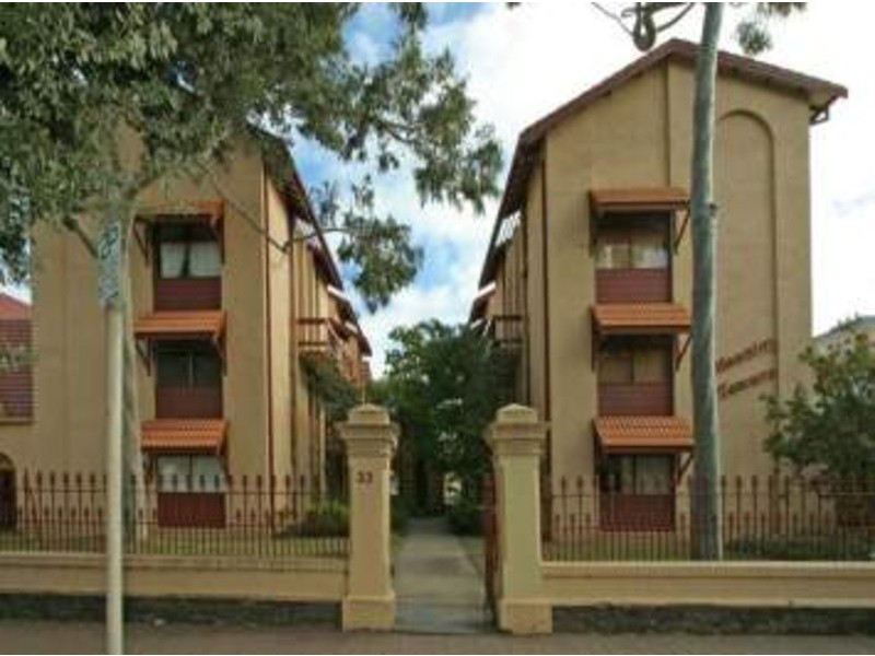 8/23 Moseley Street, Glenelg SA 5045