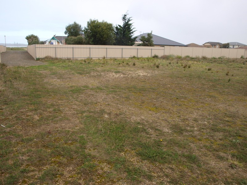 20 Arcadia Avenue, Hindmarsh Island SA 5214
