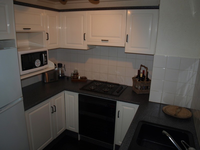 8/23 Moseley Street, Glenelg SA 5045