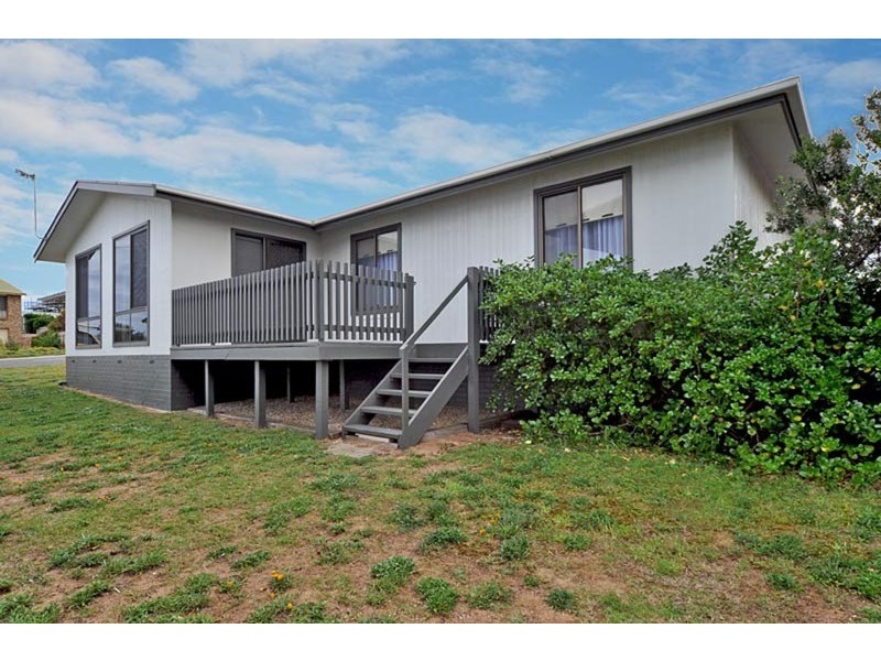 14 Chapman Road, Middleton SA 5213