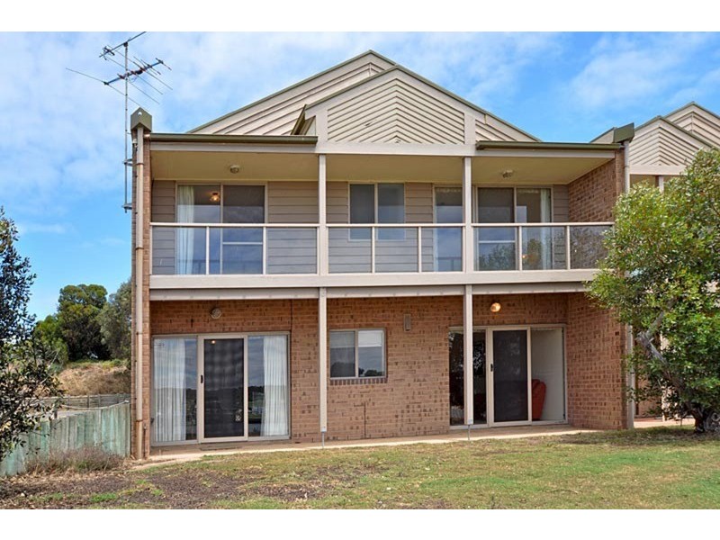 7/118  Arcadia  Avenue, Hindmarsh Island SA 5214