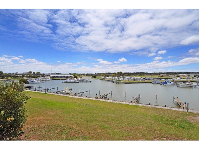 7/118  Arcadia  Avenue, Hindmarsh Island SA 5214
