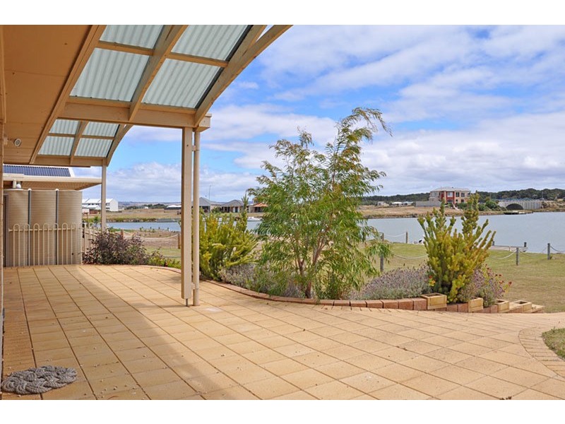 153  Wentworth  Parade, Hindmarsh Island SA 5214