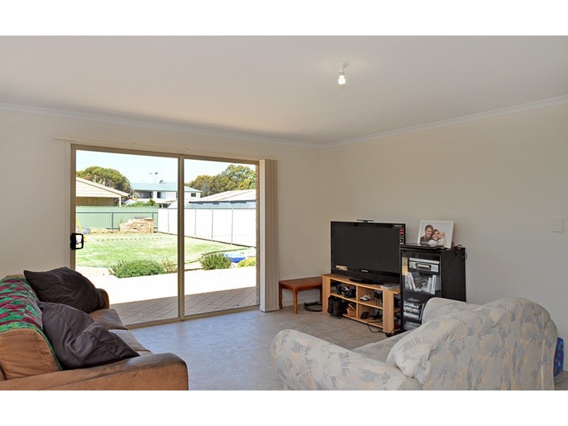 18 Osborne Street, Goolwa North SA 5214