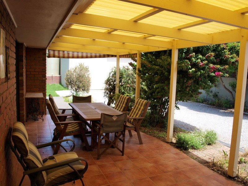 9 Richards  Street, Goolwa SA 5214