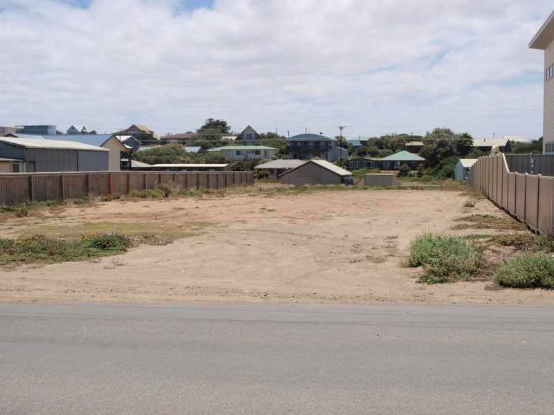 170  Surfers  Parade, Middleton SA 5213