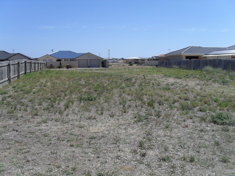 9  Ariel  Court, Hindmarsh Island SA 5214