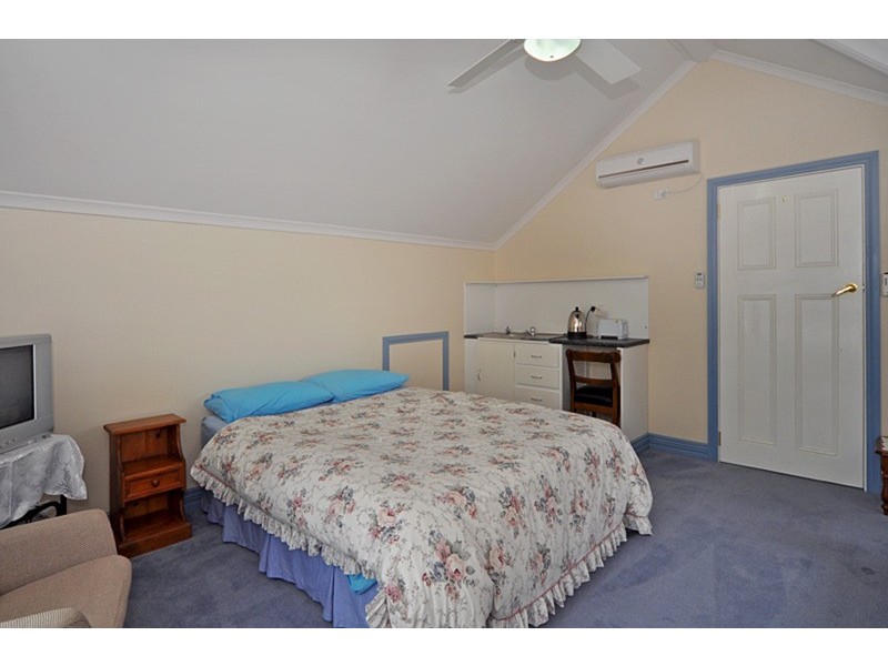 78  Fenchurch  Street, Goolwa SA 5214
