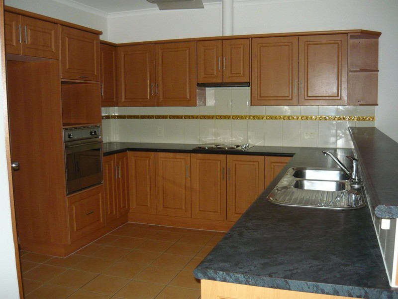 61 Wentworth Parade, Hindmarsh Island SA 5214