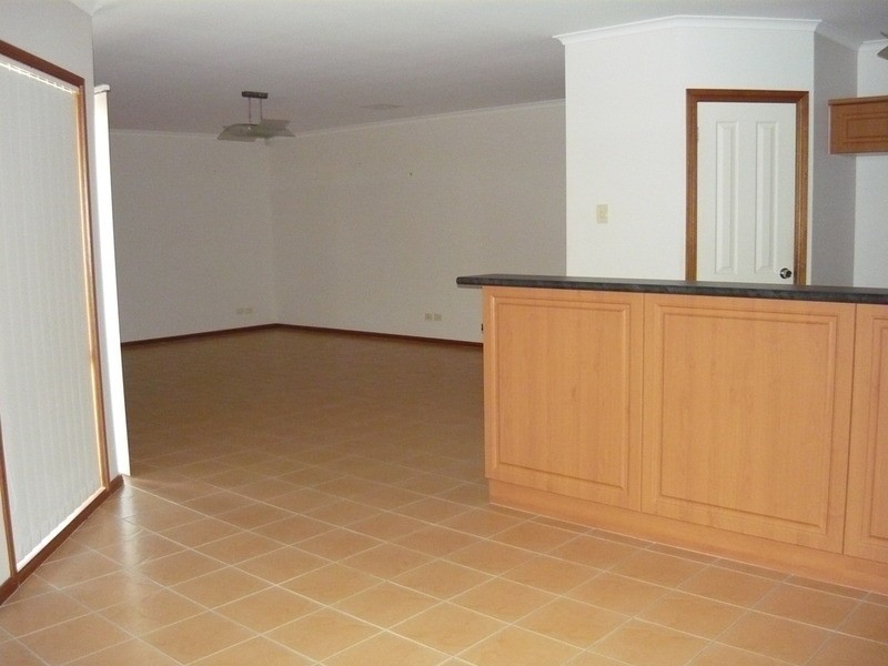 61 Wentworth Parade, Hindmarsh Island SA 5214