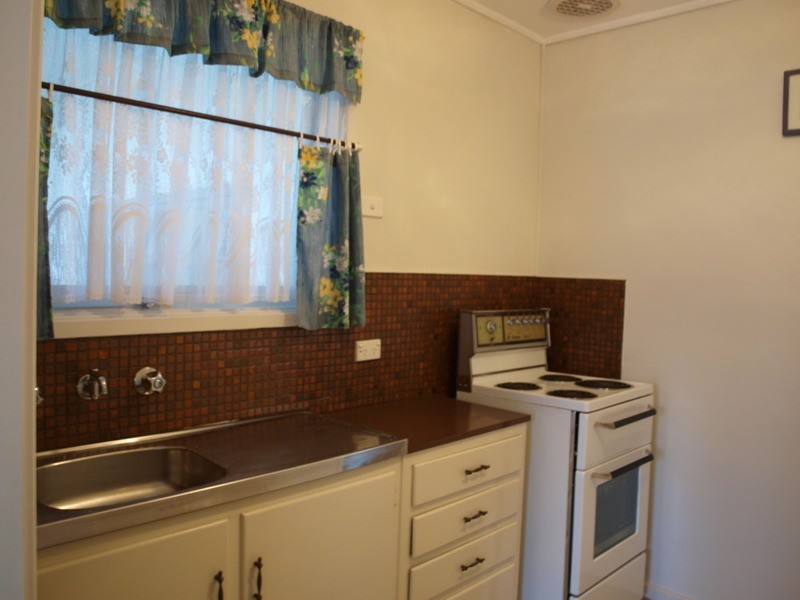 2/11 Downer Avenue, Goolwa SA 5214