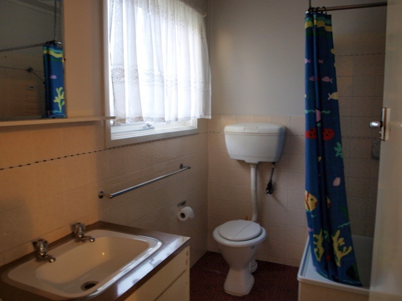 2/11 Downer Avenue, Goolwa SA 5214