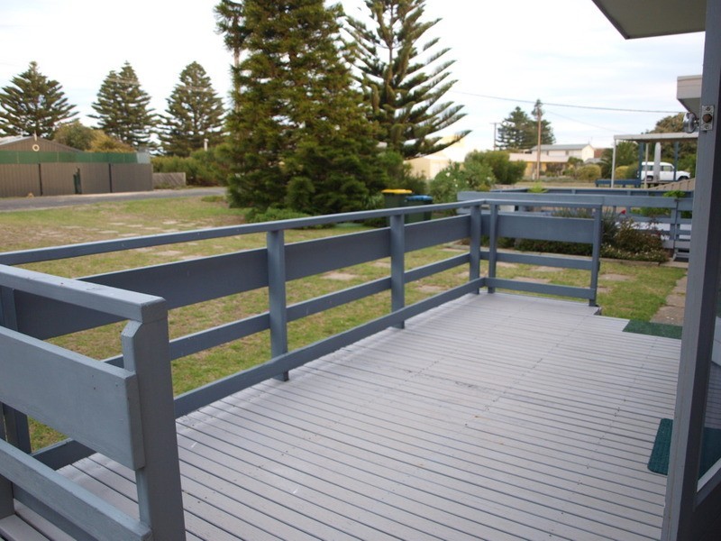 2/11 Downer Avenue, Goolwa SA 5214