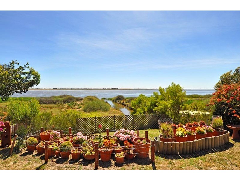 60 & 62  Currency Creek  Road, Goolwa North SA 5214
