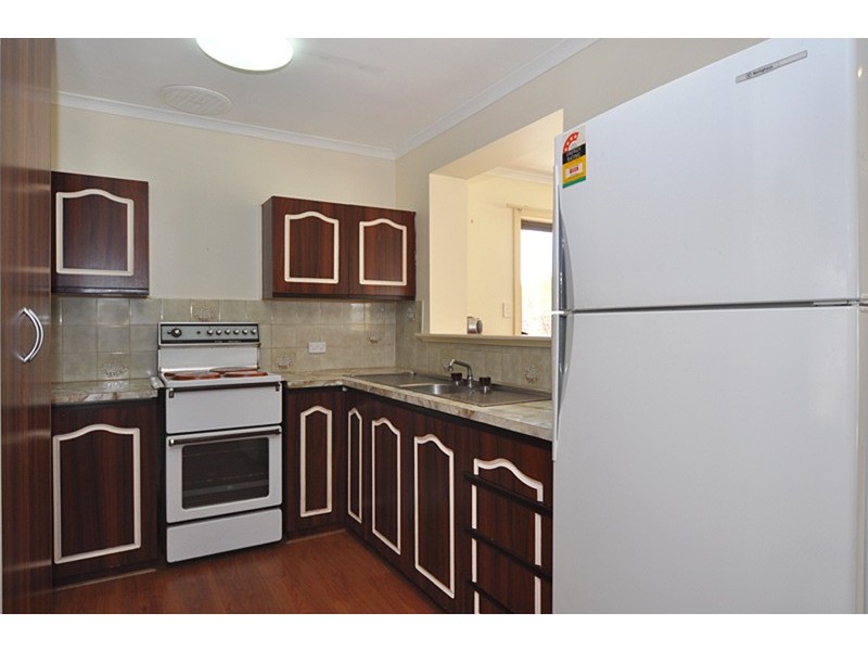 6 Surrey  Avenue, Victor Harbor SA 5211