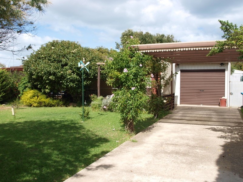 13 Port Elliot Road, Goolwa SA 5214
