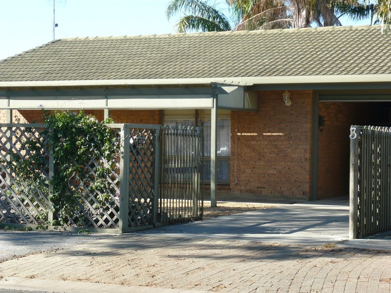 2/3 Crocker  Street, Goolwa SA 5214