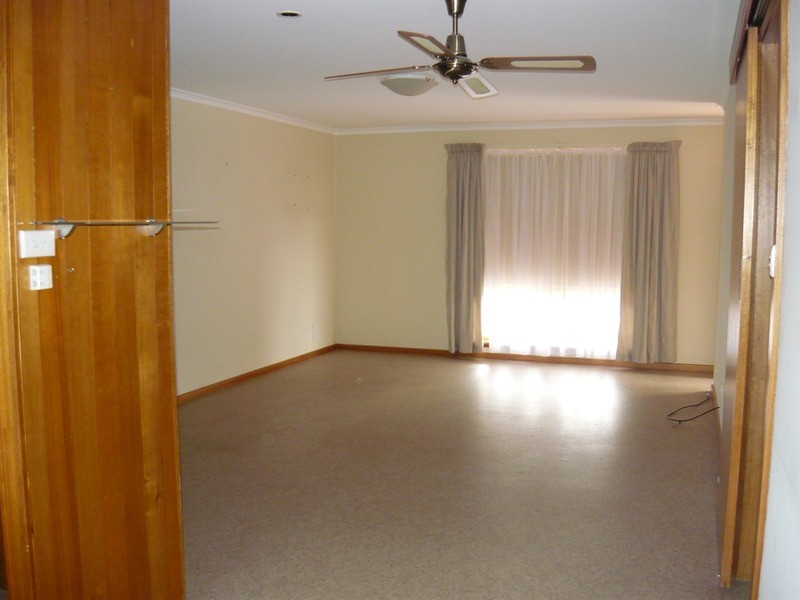 2/3 Crocker  Street, Goolwa SA 5214