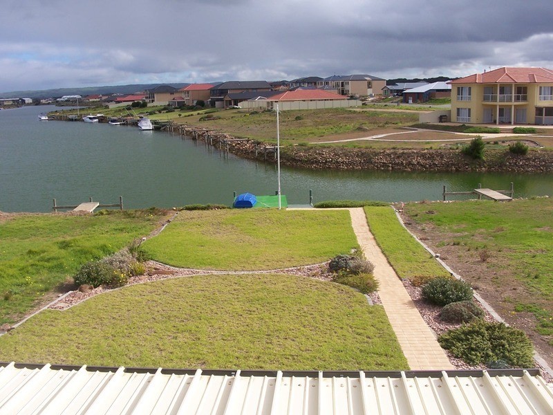 151 Excelsior Parade, Hindmarsh Island SA 5214