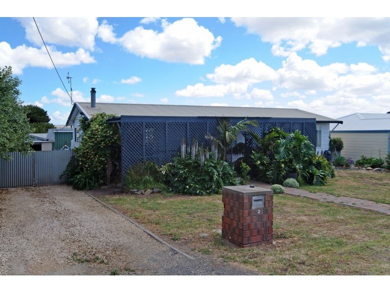 3 Godfrey  Street, Goolwa Beach SA 5214