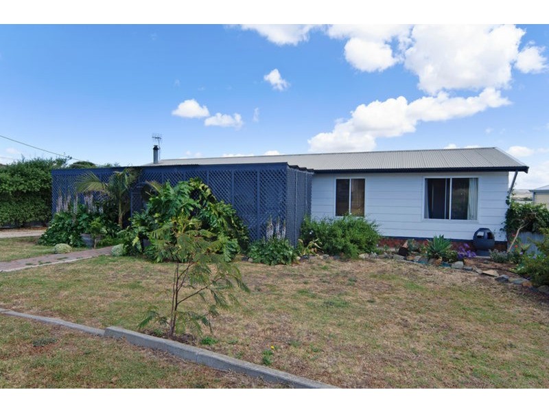 3 Godfrey  Street, Goolwa Beach SA 5214