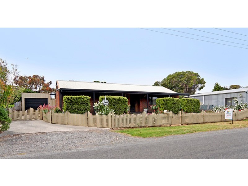 32 Cave  Street, Goolwa Beach SA 5214