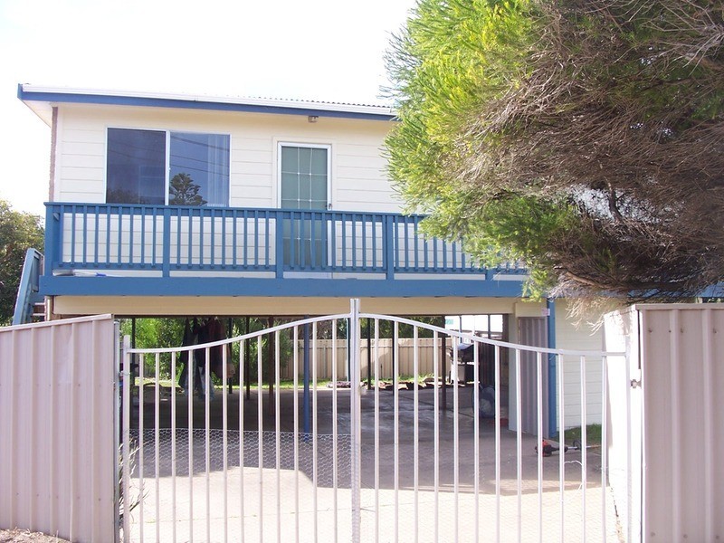 33 Castle Avenue, Goolwa Beach SA 5214