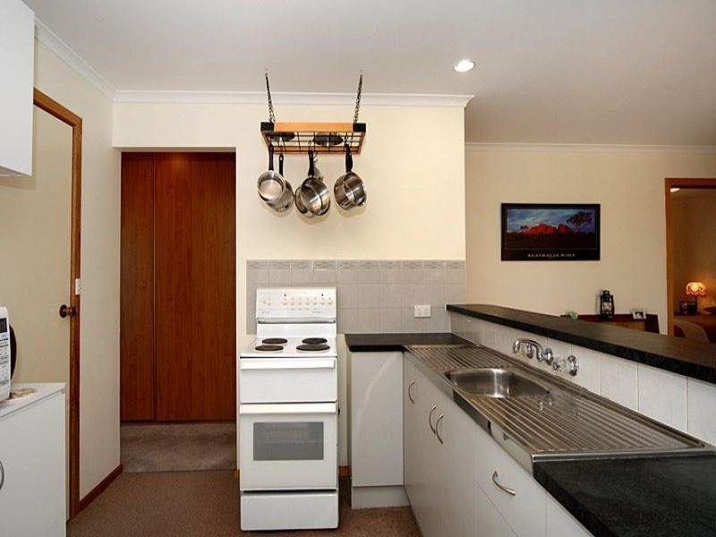 180 Newell  Avenue, Middleton SA 5213