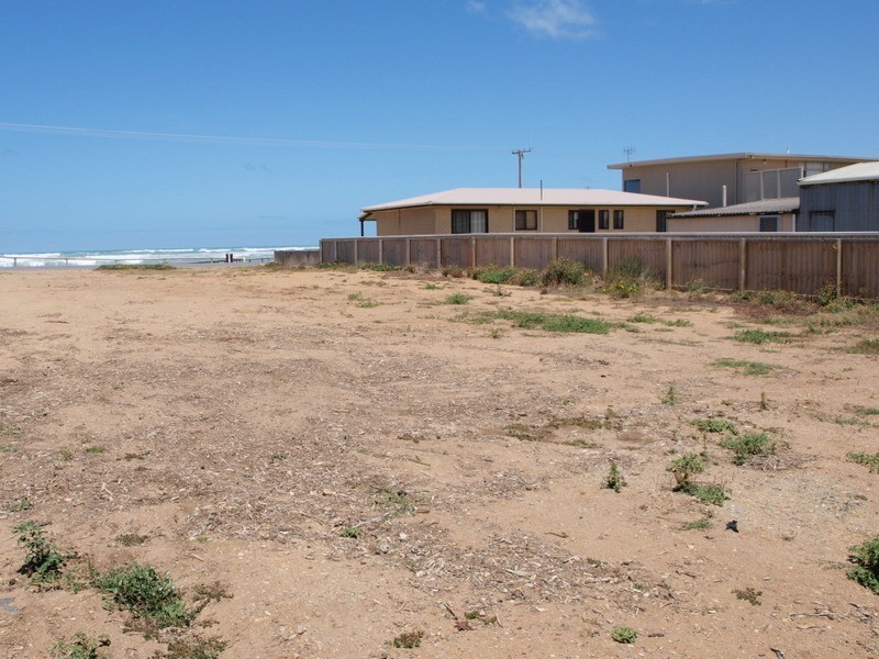 170  Surfers  Parade, Middleton SA 5213