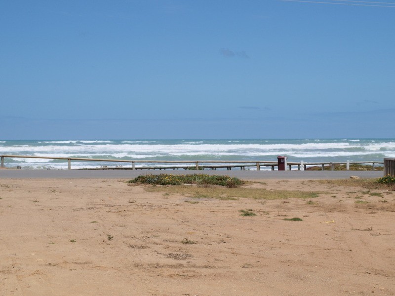 170  Surfers  Parade, Middleton SA 5213