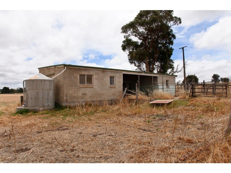25  Brookdale  Road, Strathalbyn SA 5255