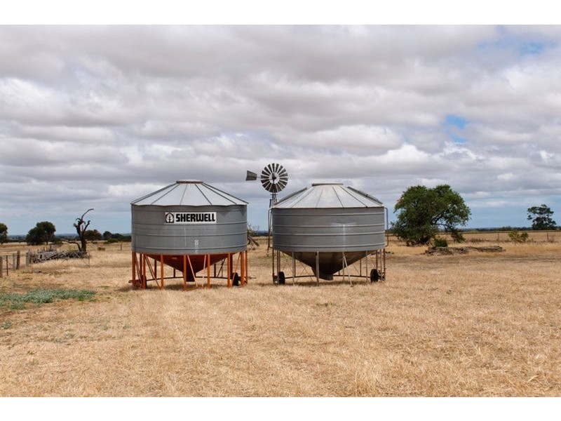 25  Brookdale  Road, Strathalbyn SA 5255