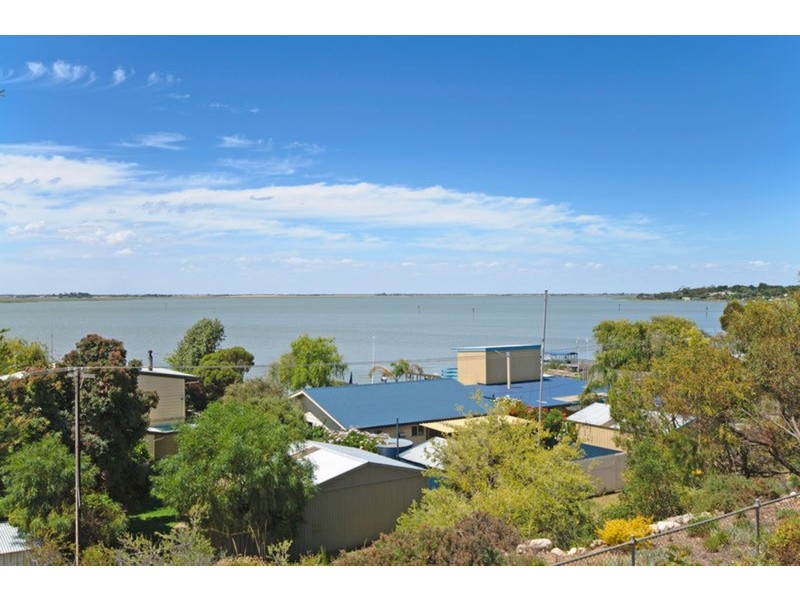 30  – 32  Sidney  Parade, Hindmarsh Island SA 5214