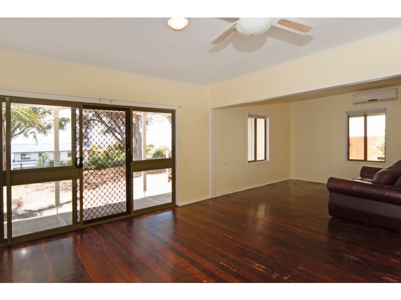 30  – 32  Sidney  Parade, Hindmarsh Island SA 5214