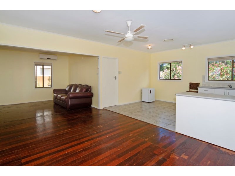 30  – 32  Sidney  Parade, Hindmarsh Island SA 5214