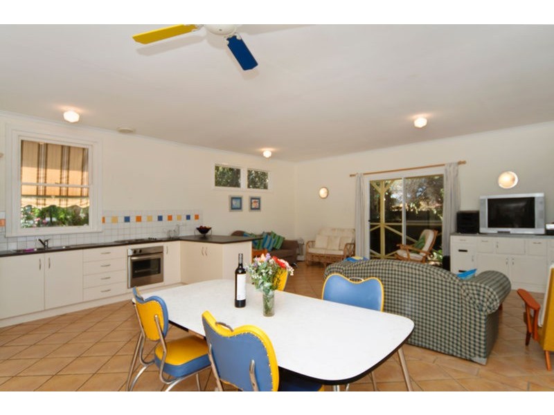 18  Bradford  Road, Goolwa Beach SA 5214