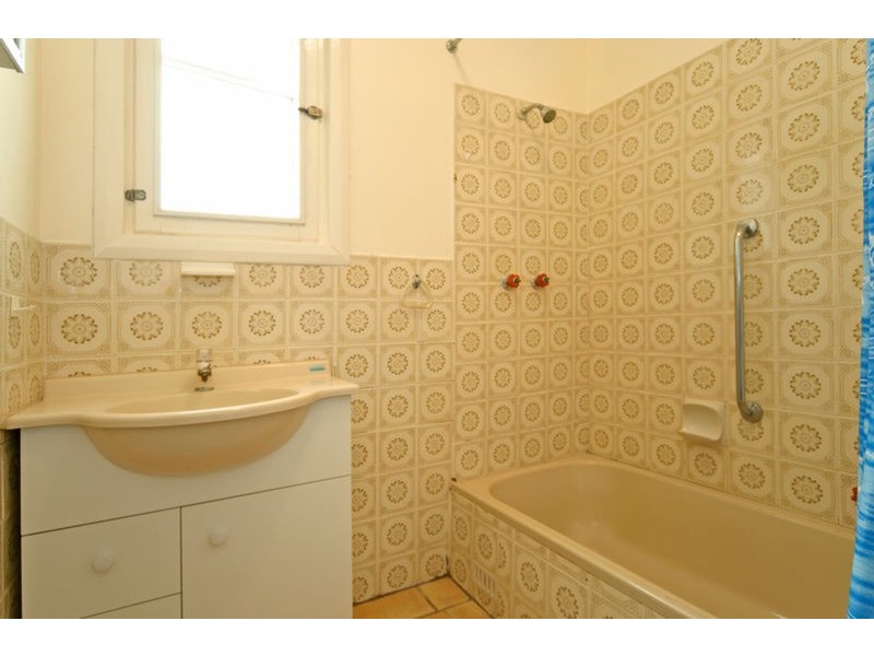 18  Bradford  Road, Goolwa Beach SA 5214