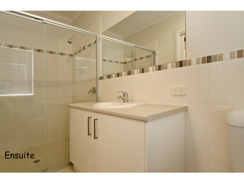 31  Wentworth  Parade, Hindmarsh Island SA 5214