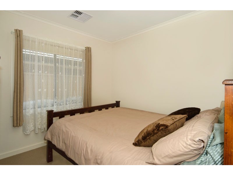 31  Wentworth  Parade, Hindmarsh Island SA 5214