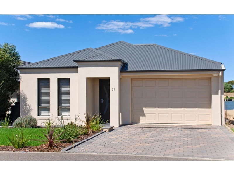 31  Wentworth  Parade, Hindmarsh Island SA 5214