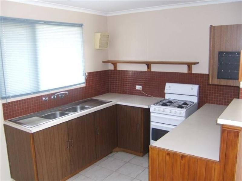 16 Young Terrace, Evanston Gardens SA 5116