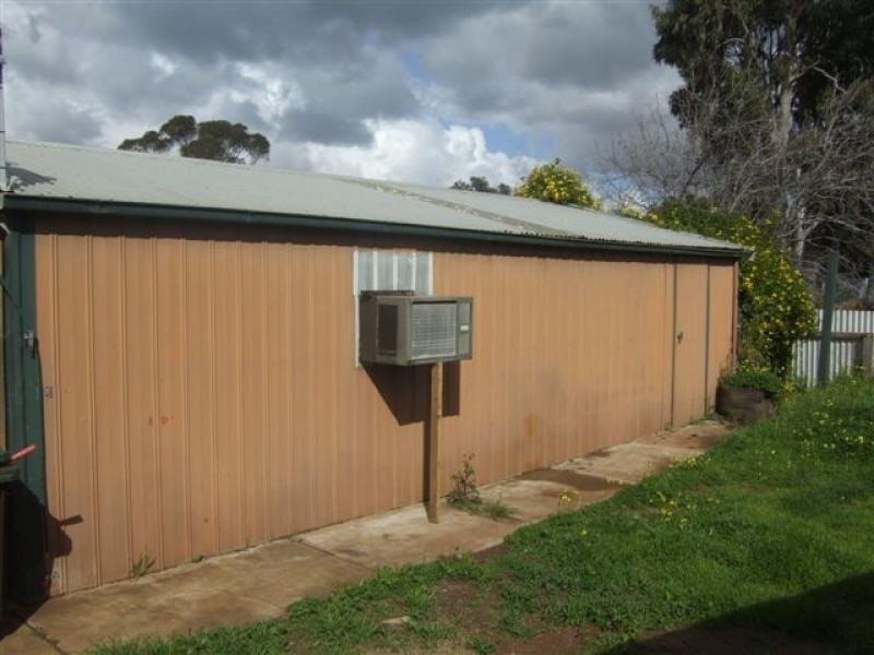 16 Young Terrace, Evanston Gardens SA 5116