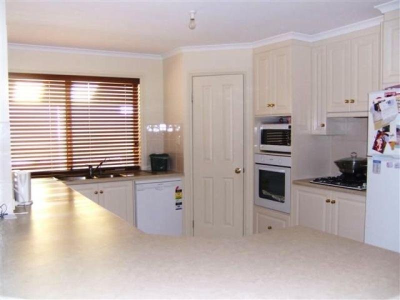 17 Swallow Drive, Hewett SA 5118