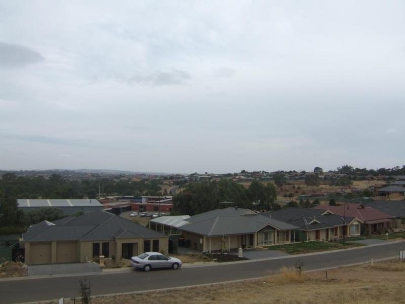 Lot 303 Shrike Place, Hewett SA 5118
