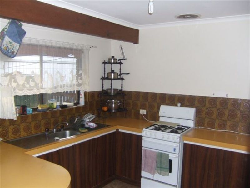 8 McDonnell Terrace, Evanston Gardens SA 5116