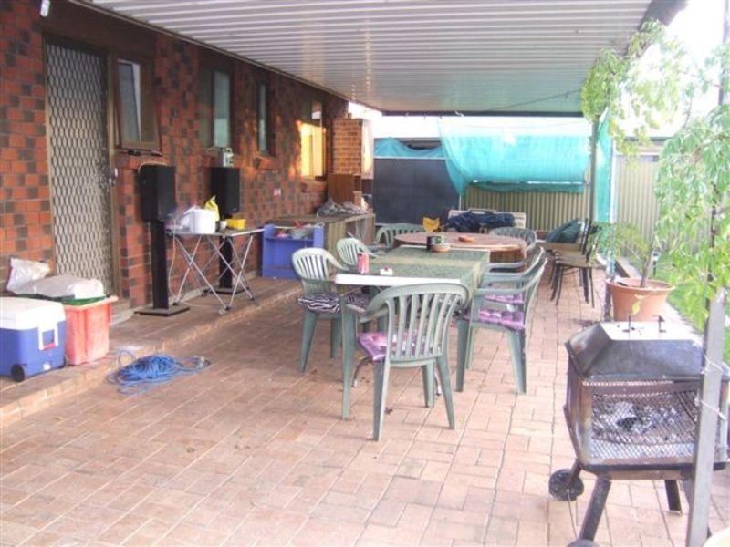 8 McDonnell Terrace, Evanston Gardens SA 5116