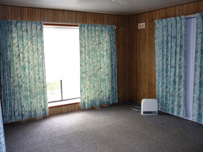 61 Fourth Avenue, Hillier SA 5116