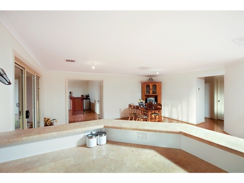 6 Keane Court, Evanston Park SA 5116